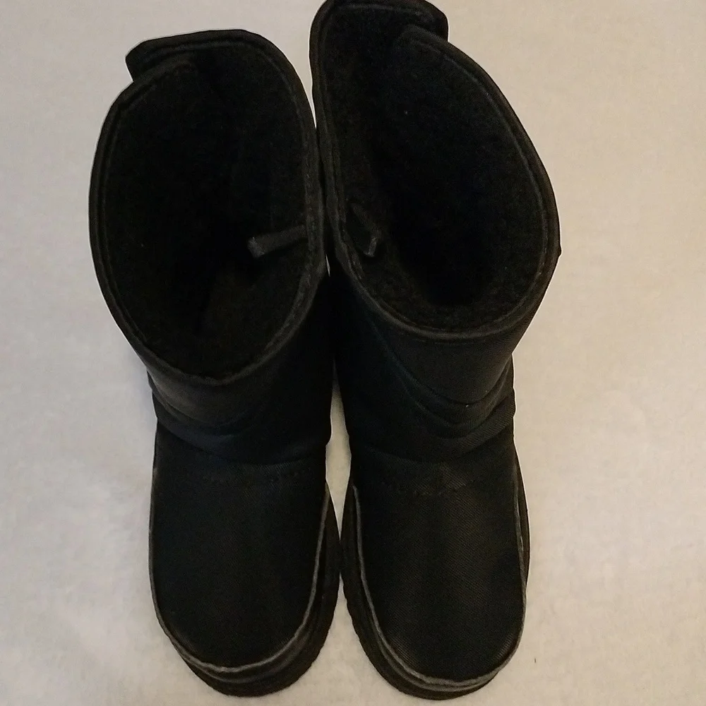 Rugged Exposure girls boots size 12